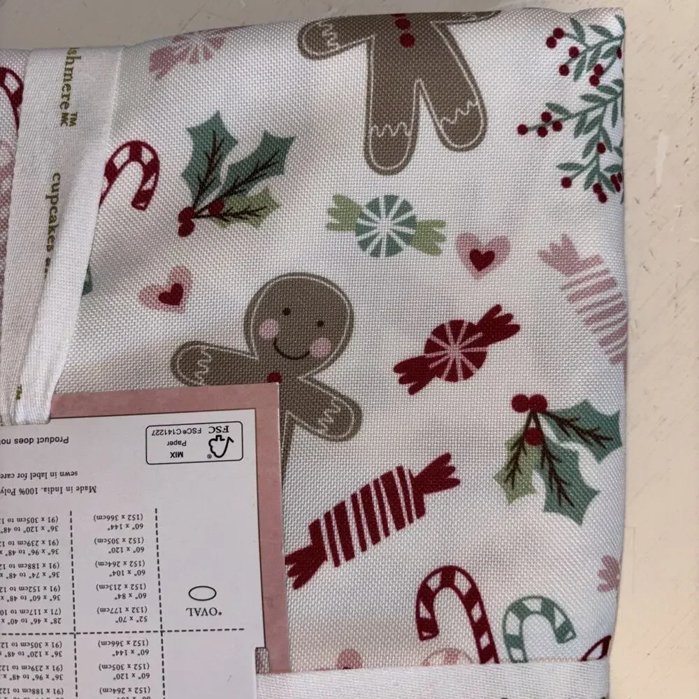 Cupcakes & Cashmere Gingerbread Oblong Christmas Holiday Tablecloth 60x84 NEW